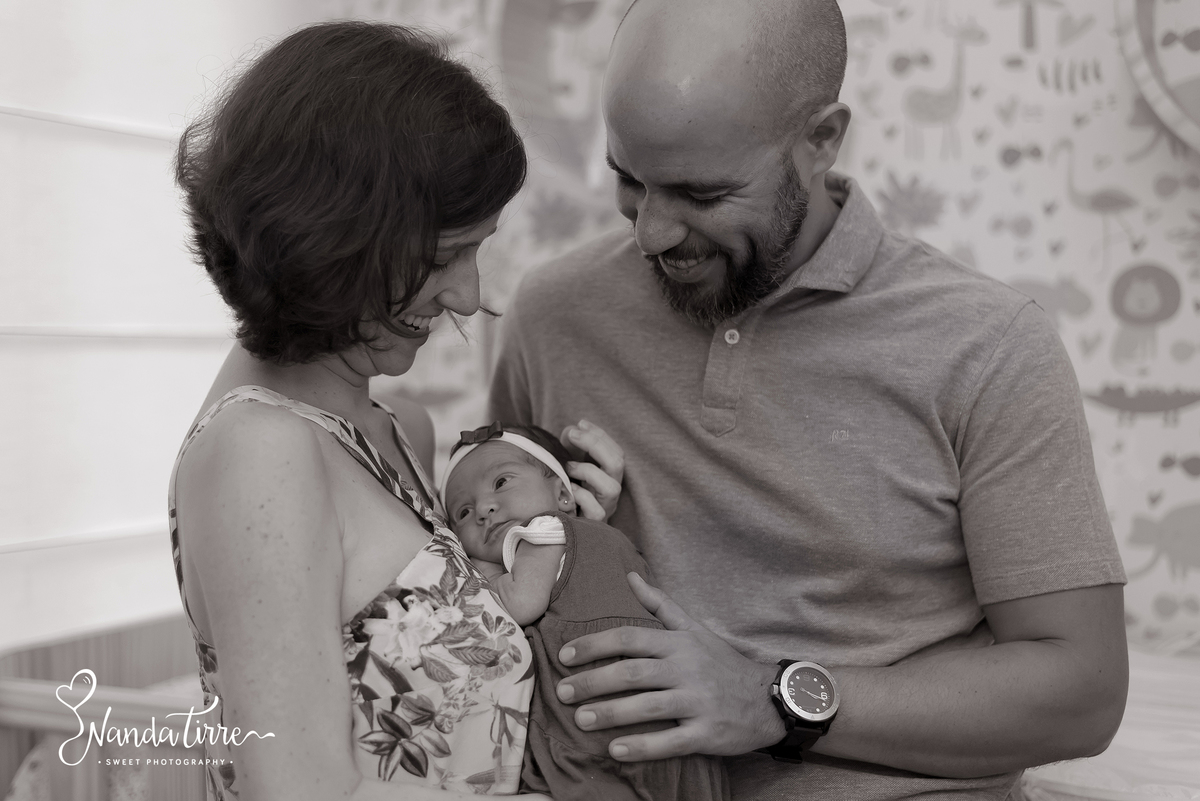 newborn-bebê-baby-fotografia-fotógrafo-foto-book-ensaio-fotográfico-estúdio-nanda-tirre-photo-maternidade-perinatal-cssj-mãe-pai-grávida-gravidez-gestante-gestação-rio-de-janeiro-rj-parto-amamentação-photography-photographer-RJ-recém-nascido-rio-recem