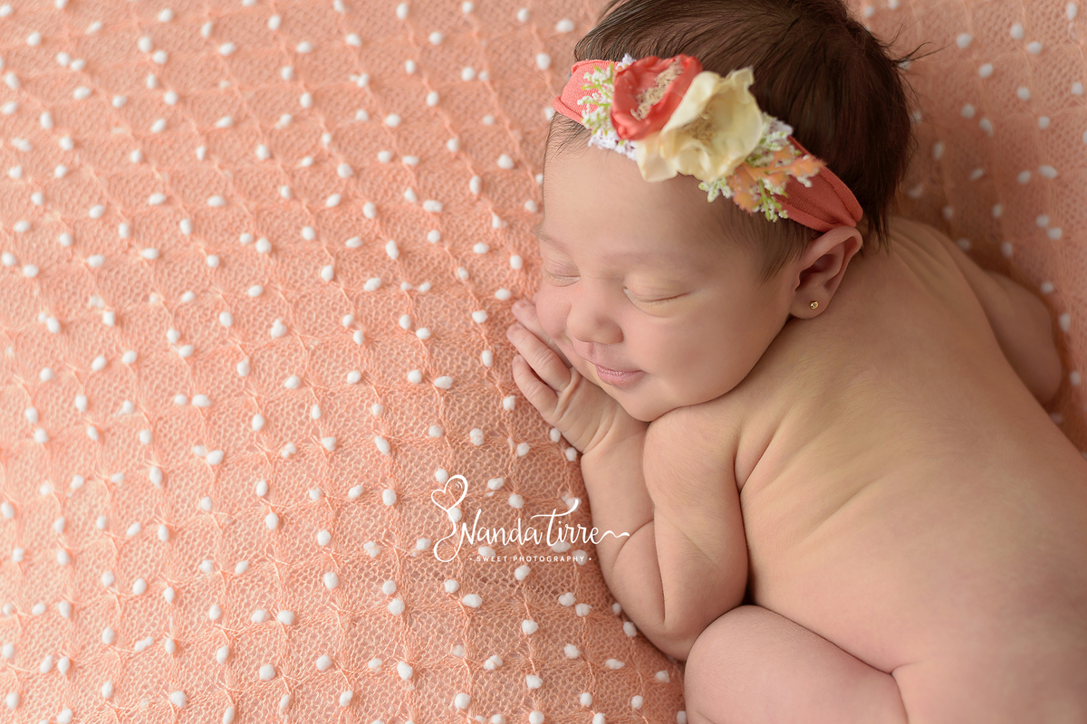 newborn-bebê-baby-fotografia-fotógrafo-foto-book-ensaio-fotográfico-estúdio-nanda-tirre-photo-maternidade-perinatal-cssj-mãe-pai-grávida-gravidez-gestante-gestação-rio-de-janeiro-rj-parto-amamentação-photography-photographer-RJ-recém-nascido-rio-recem