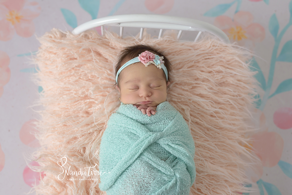 newborn-bebê-baby-fotografia-fotógrafo-foto-book-ensaio-fotográfico-estúdio-nanda-tirre-photo-maternidade-perinatal-cssj-mãe-pai-grávida-gravidez-gestante-gestação-rio-de-janeiro-rj-parto-amamentação-photography-photographer-RJ-recém-nascido-rio-recem