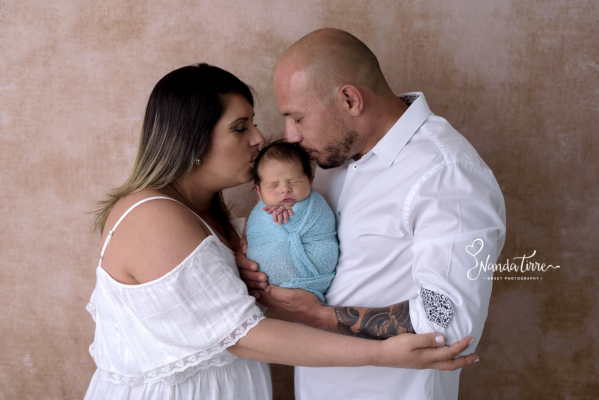 newborn-bebê-baby-fotografia-fotógrafo-foto-book-ensaio-fotográfico-estúdio-nanda-tirre-photo-maternidade-perinatal-cssj-mãe-pai-grávida-gravidez-gestante-gestação-rio-de-janeiro-rj-parto-amamentação-photography-photographer-RJ-recém-nascido-rio-recem