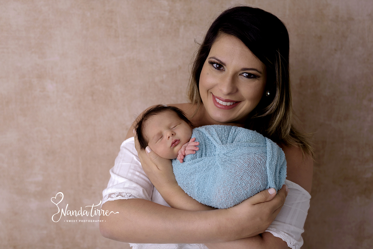 newborn-bebê-baby-fotografia-fotógrafo-foto-book-ensaio-fotográfico-estúdio-nanda-tirre-photo-maternidade-perinatal-cssj-mãe-pai-grávida-gravidez-gestante-gestação-rio-de-janeiro-rj-parto-amamentação-photography-photographer-RJ-recém-nascido-rio-recem