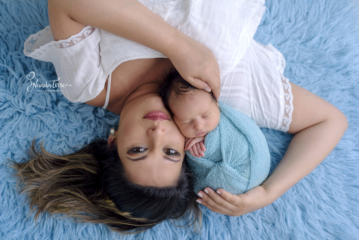 newborn-bebê-baby-fotografia-fotógrafo-foto-book-ensaio-fotográfico-estúdio-nanda-tirre-photo-maternidade-perinatal-cssj-mãe-pai-grávida-gravidez-gestante-gestação-rio-de-janeiro-rj-parto-amamentação-photography-photographer-RJ-recém-nascido-rio-recem