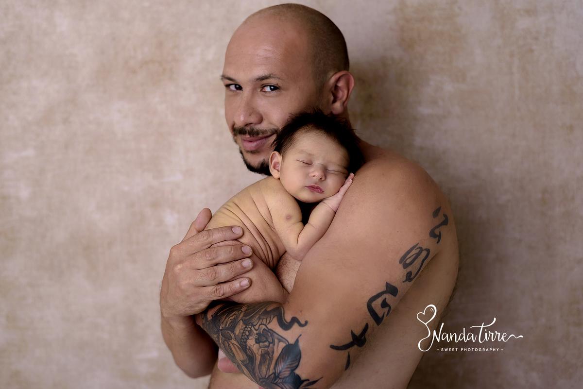 newborn-bebê-baby-fotografia-fotógrafo-foto-book-ensaio-fotográfico-estúdio-nanda-tirre-photo-maternidade-perinatal-cssj-mãe-pai-grávida-gravidez-gestante-gestação-rio-de-janeiro-rj-parto-amamentação-photography-photographer-RJ-recém-nascido-rio-recem