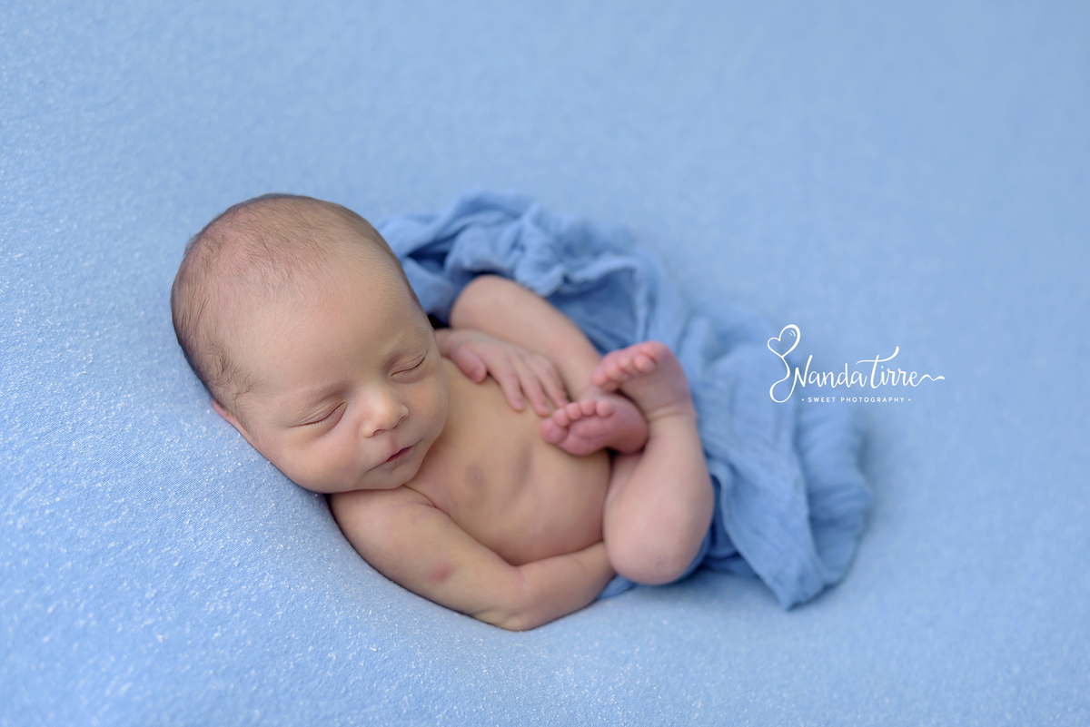 newborn-bebê-baby-fotografia-fotógrafo-foto-book-ensaio-fotográfico-estúdio-nanda-tirre-photo-maternidade-perinatal-cssj-mãe-pai-grávida-gravidez-gestante-gestação-rio-de-janeiro-rj-parto-amamentação-photography-photographer-RJ-recém-nascido-rio-recem