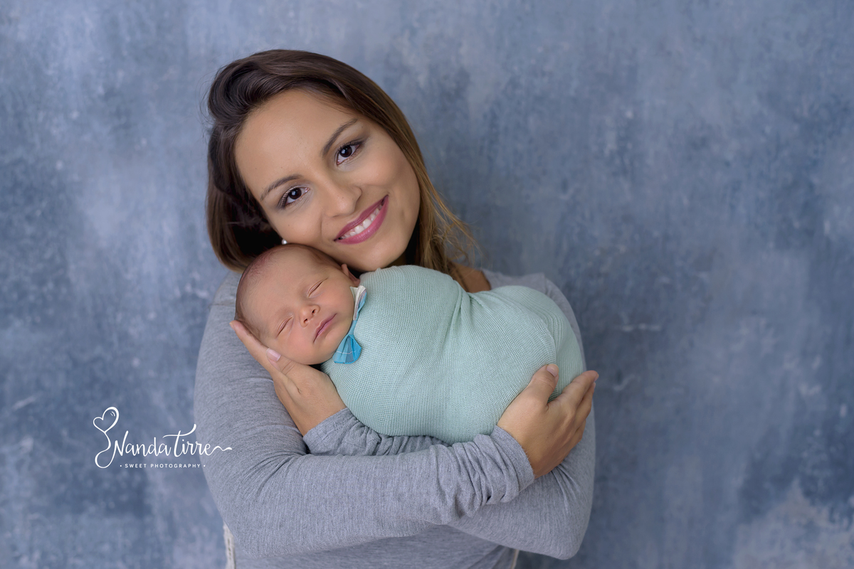 newborn-bebê-baby-fotografia-fotógrafo-foto-book-ensaio-fotográfico-estúdio-nanda-tirre-photo-maternidade-perinatal-cssj-mãe-pai-grávida-gravidez-gestante-gestação-rio-de-janeiro-rj-parto-amamentação-photography-photographer-RJ-recém-nascido-rio-recem