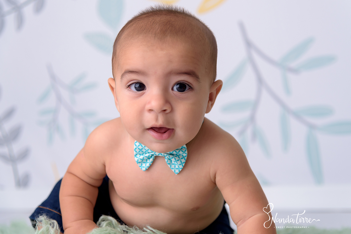 bebê-baby-fotografia-fotógrafo-foto-book-ensaio-fotográfico-estúdio-nanda-tirre-photo-acompanhamento-mãe-pai-rio-de-janeiro-rj-amamentação-photography-photographer-RJ-criança-família-kids-infância-infantil-mês-meses-fotógrafa-fotos-sessão-crescimento