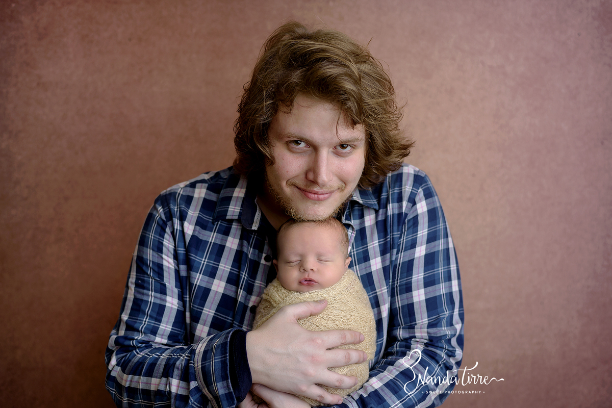 newborn-bebê-baby-fotografia-fotógrafo-book-ensaio-fotográfico-estúdio-nanda-tirre-photo-maternidade-perinatal-cssj-mãe-pai-grávida-gravidez-gestante-gestação-rio-de-janeiro-rj-parto-amamentação-photography-photographer-RJ-recém-nascido-isabela-freitas