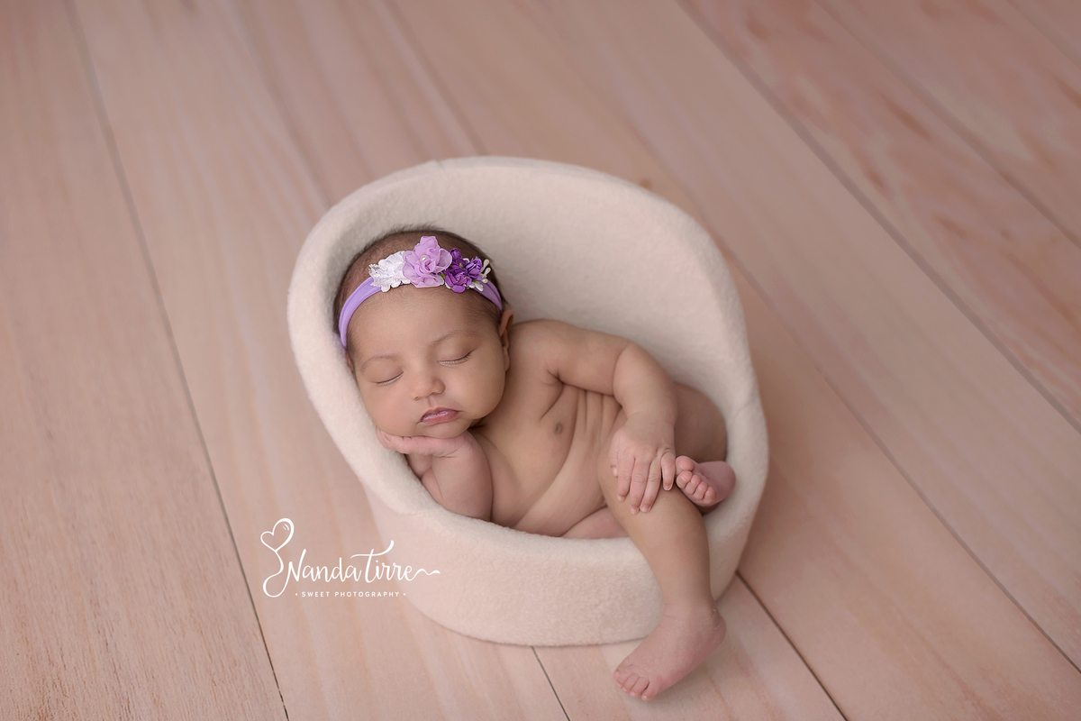newborn-bebê-baby-fotografia-fotógrafo-foto-book-ensaio-fotográfico-estúdio-nanda-tirre-photo-maternidade-perinatal-cssj-mãe-pai-grávida-gravidez-gestante-gestação-rio-de-janeiro-rj-parto-amamentação-photography-photographer-RJ-recém-nascido-rio-recem