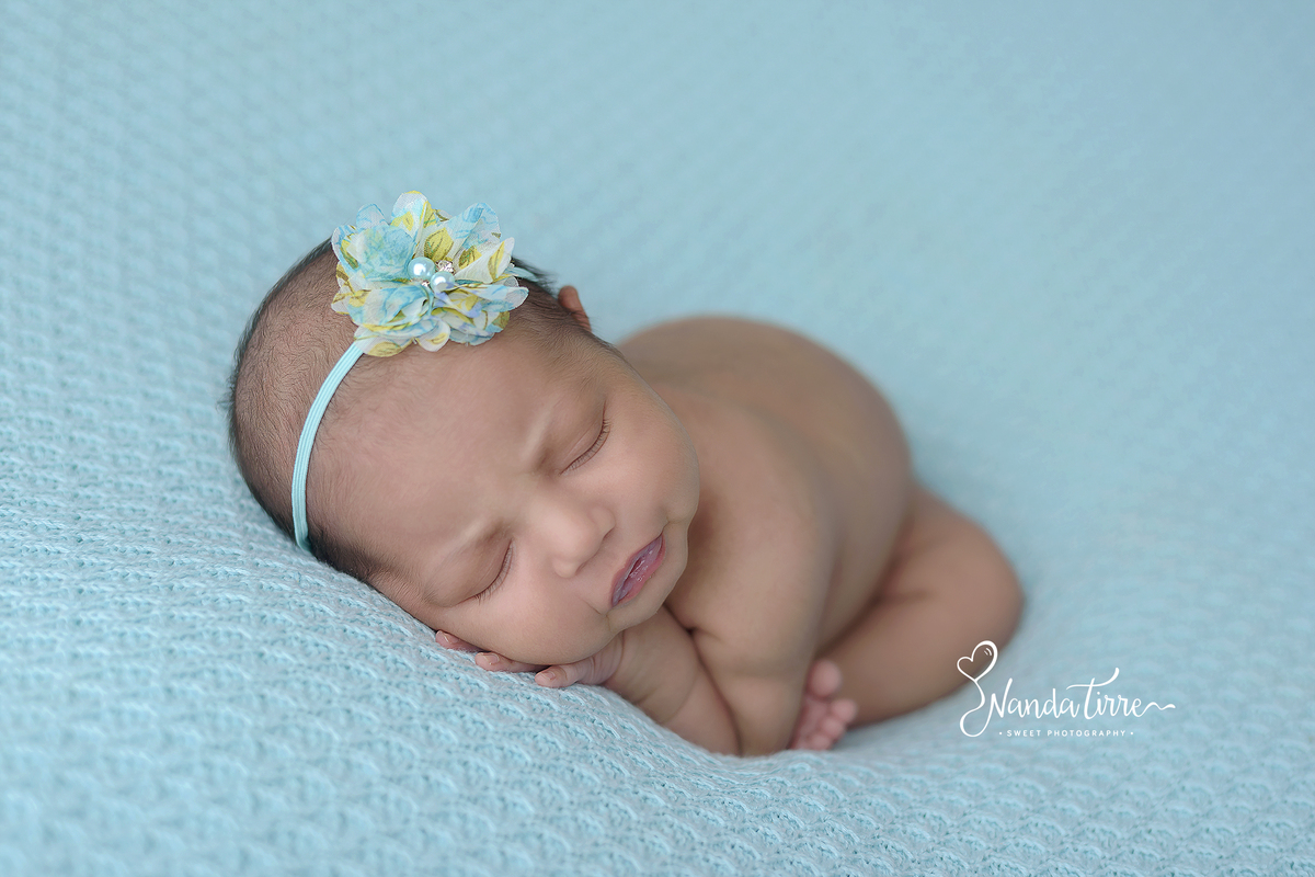 newborn-bebê-baby-fotografia-fotógrafo-foto-book-ensaio-fotográfico-estúdio-nanda-tirre-photo-maternidade-perinatal-cssj-mãe-pai-grávida-gravidez-gestante-gestação-rio-de-janeiro-rj-parto-amamentação-photography-photographer-RJ-recém-nascido-rio-recem