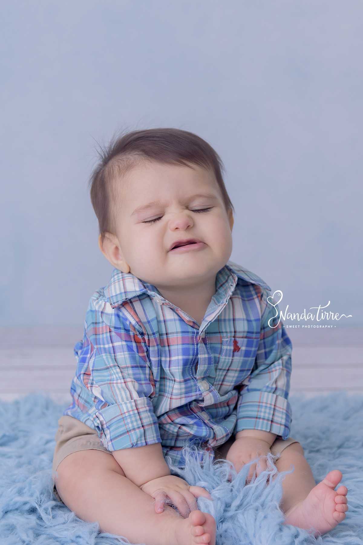 bebê-baby-fotografia-fotógrafo-foto-book-ensaio-fotográfico-estúdio-nanda-tirre-photo-acompanhamento-mãe-pai-rio-de-janeiro-rj-amamentação-photography-photographer-RJ-criança-família-kids-infância-infantil-mês-meses-fotógrafa-fotos-sessão-crescimento