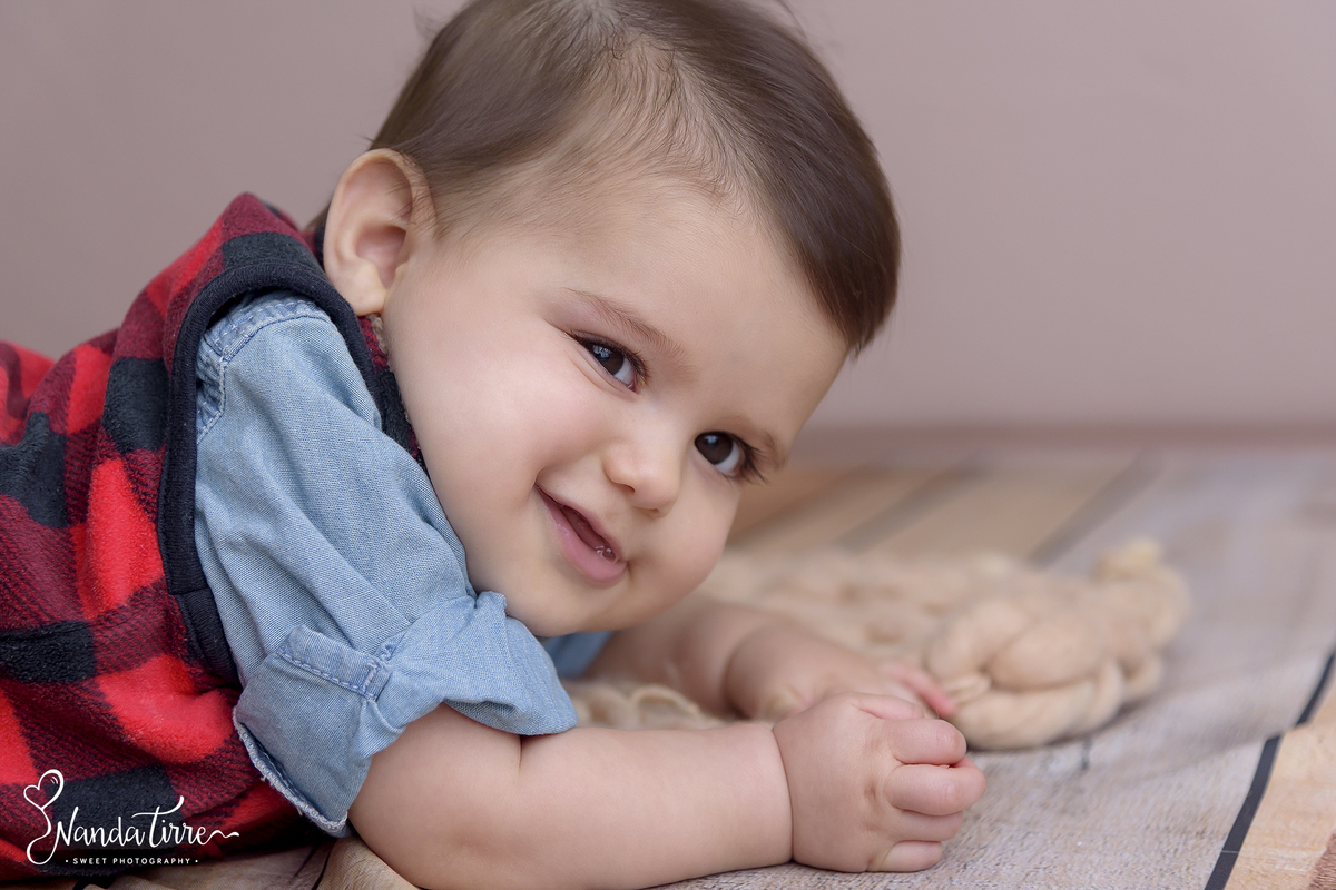 bebê-baby-fotografia-fotógrafo-foto-book-ensaio-fotográfico-estúdio-nanda-tirre-photo-acompanhamento-mãe-pai-rio-de-janeiro-rj-amamentação-photography-photographer-RJ-criança-família-kids-infância-infantil-mês-meses-fotógrafa-fotos-sessão-crescimento