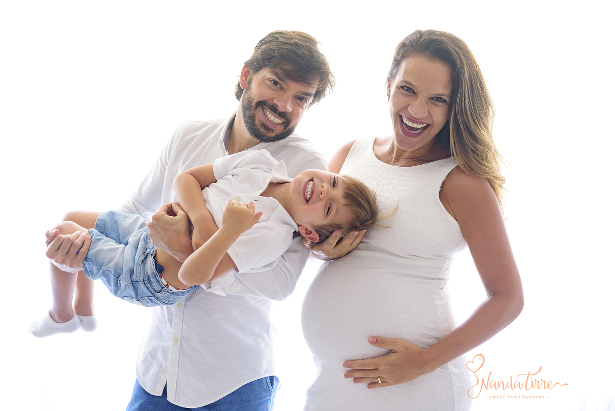 gravida-bebê-baby-fotografia-fotógrafo-foto-book-ensaio-fotográfico-estúdio-nanda-tirre-photo-maternidade-perinatal-cssj-mãe-pai-gravidez-gestante-gestação-rio-de-janeiro-rj-parto-amamentação-photography-photographer-RJ-newborn-recém-nascido