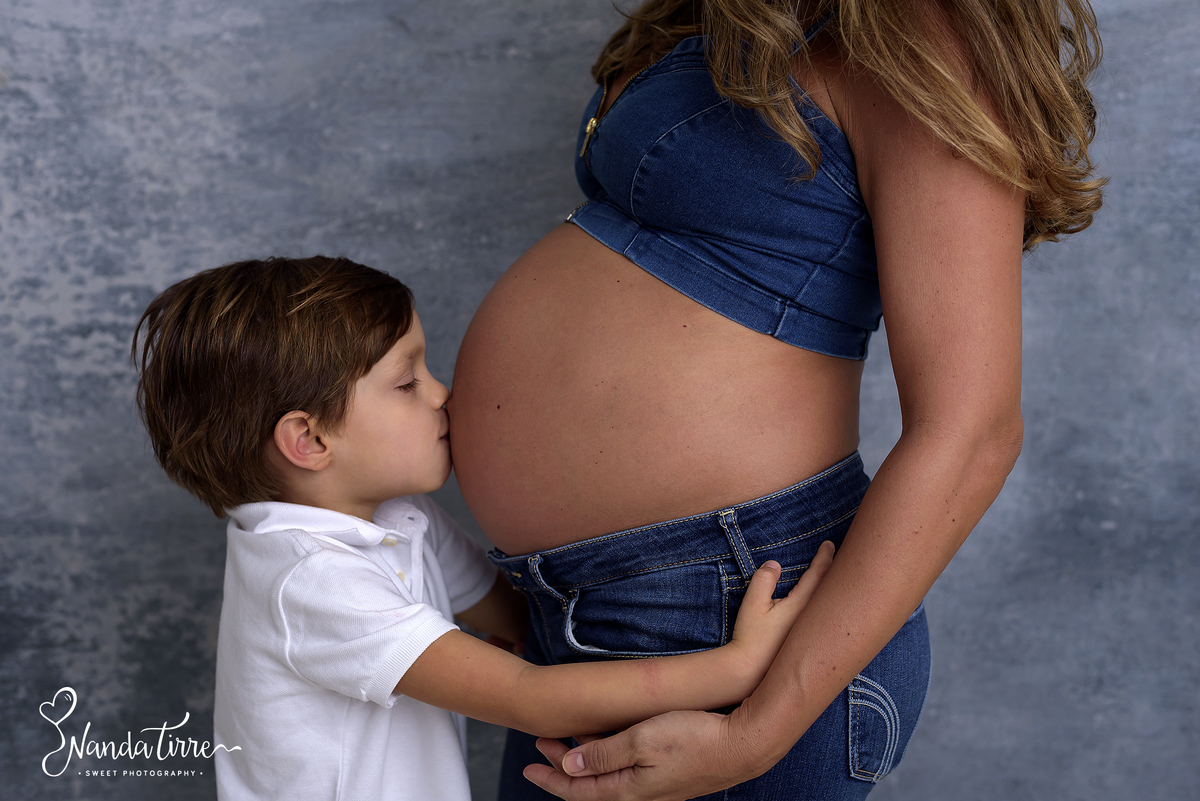 gravida-bebê-baby-fotografia-fotógrafo-foto-book-ensaio-fotográfico-estúdio-nanda-tirre-photo-maternidade-perinatal-cssj-mãe-pai-gravidez-gestante-gestação-rio-de-janeiro-rj-parto-amamentação-photography-photographer-RJ-newborn-recém-nascido