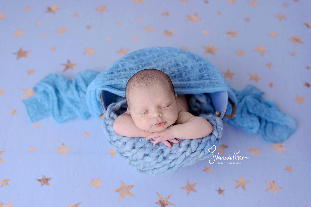 newborn-bebê-baby-fotografia-fotógrafo-foto-book-ensaio-fotográfico-estúdio-nanda-tirre-photo-maternidade-perinatal-cssj-mãe-pai-grávida-gravidez-gestante-gestação-rio-de-janeiro-rj-parto-amamentação-photography-photographer-RJ-recém-nascido-rio-recem