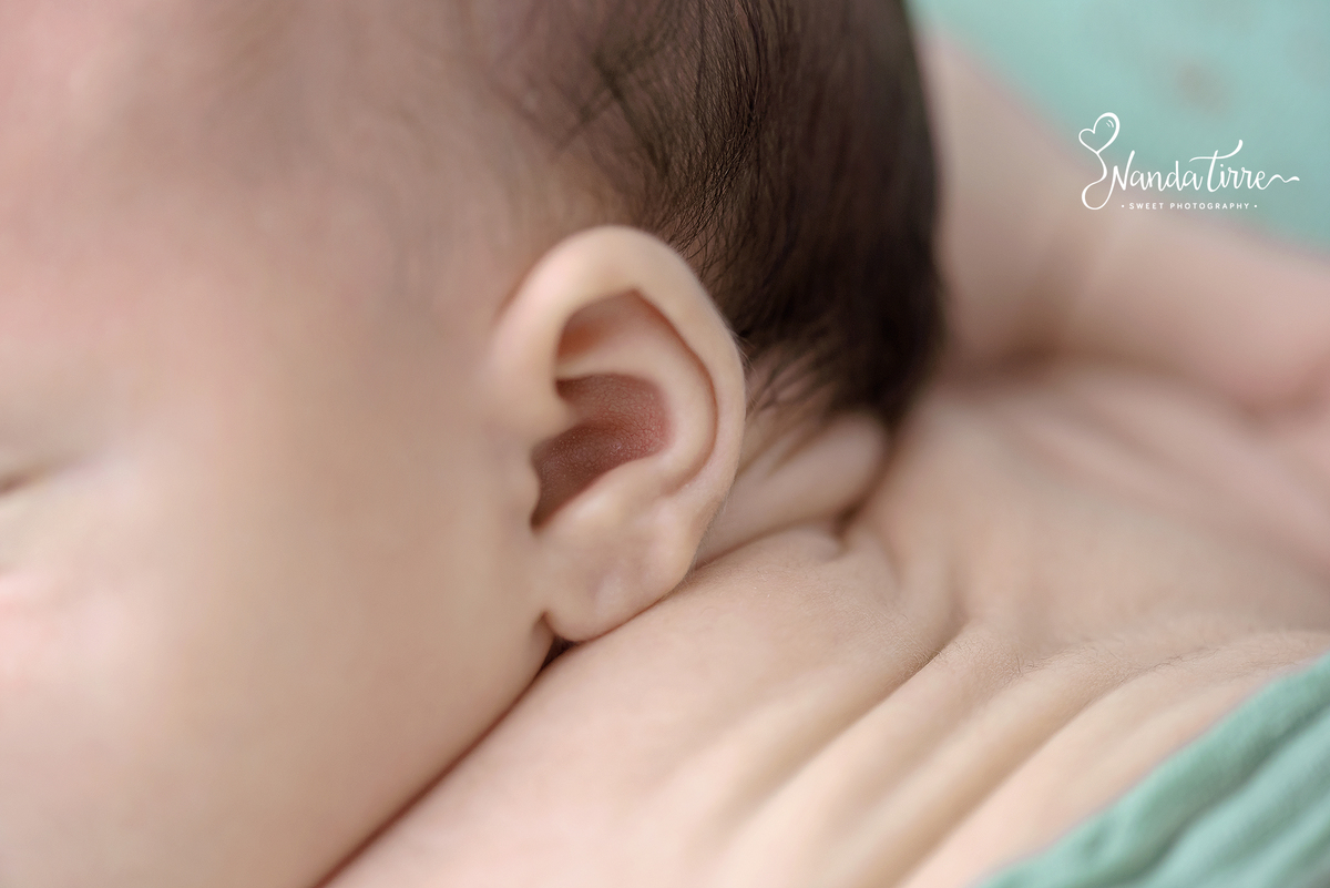 newborn-bebê-baby-fotografia-fotógrafo-foto-book-ensaio-fotográfico-estúdio-nanda-tirre-photo-maternidade-perinatal-cssj-mãe-pai-grávida-gravidez-gestante-gestação-rio-de-janeiro-rj-parto-amamentação-photography-photographer-RJ-recém-nascido-rio-recem