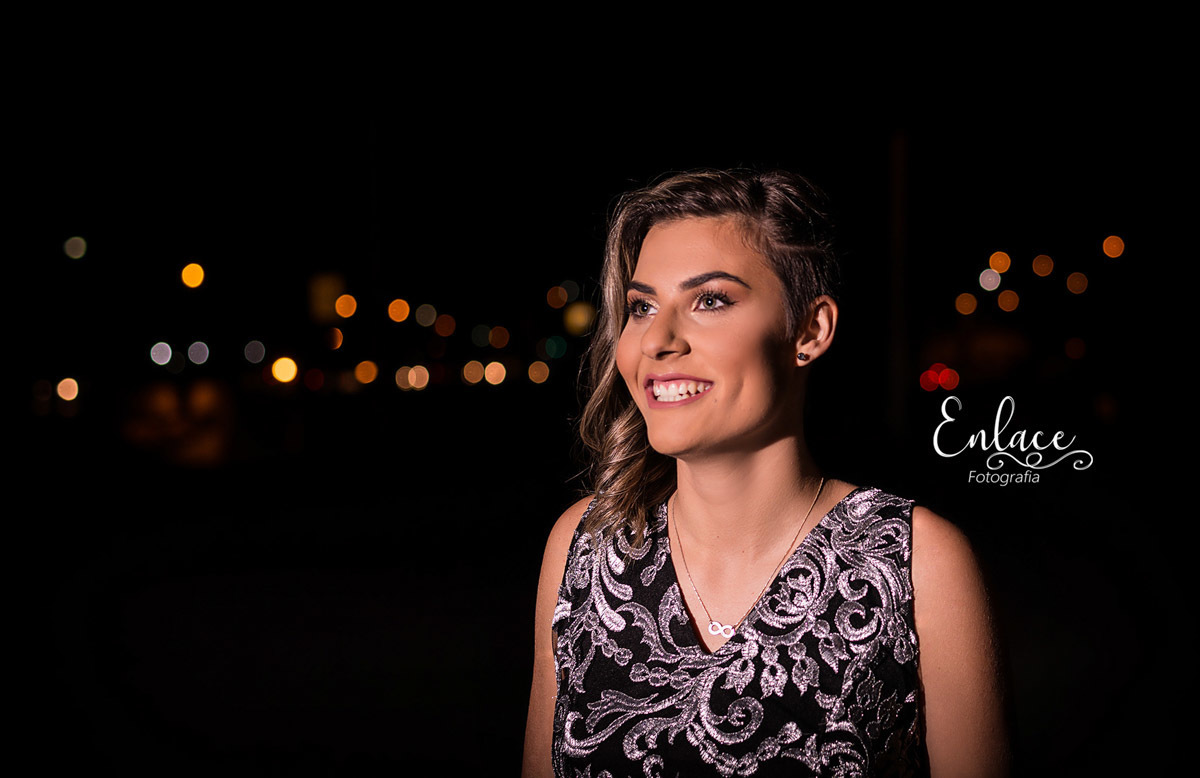 Festa de 15 anos, meninam lajeado RS, making of, família, vestido preto e prata