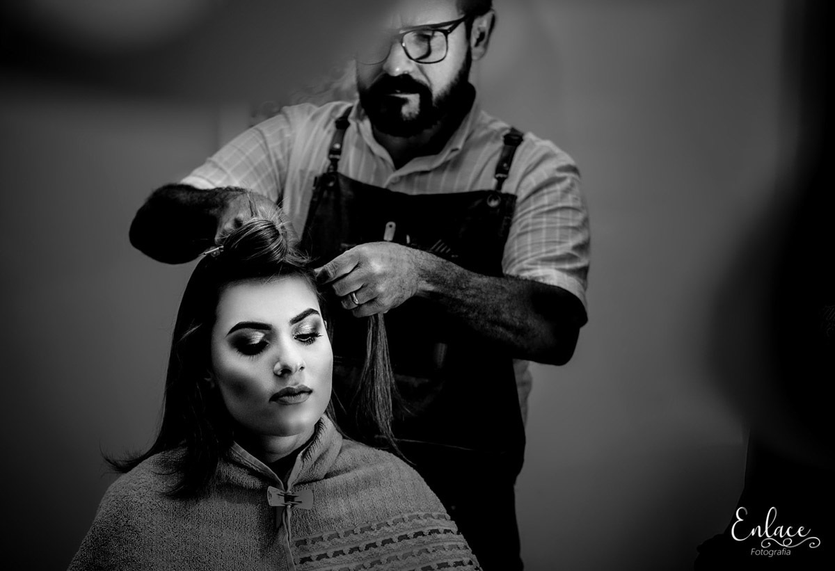 Festa de 15 anos, meninam lajeado RS, making of, família, vestido preto e prata