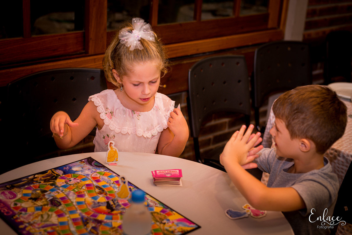Batizado infantil , menina, 1 anos, clube de tiro e caça, igreja Paróquia Santo Inácio de Loyola, matriz, lajeado RS, decoração, família