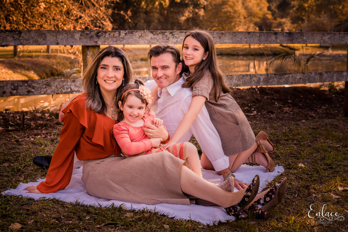 ensaio-de-família-leticia-2-meninas-criança-lindos-parque-municipal-perola-do-vale-arroio-do-meio-lajeado-rs-fotografia-enlace-vinicius-scherer-fotografialajeado