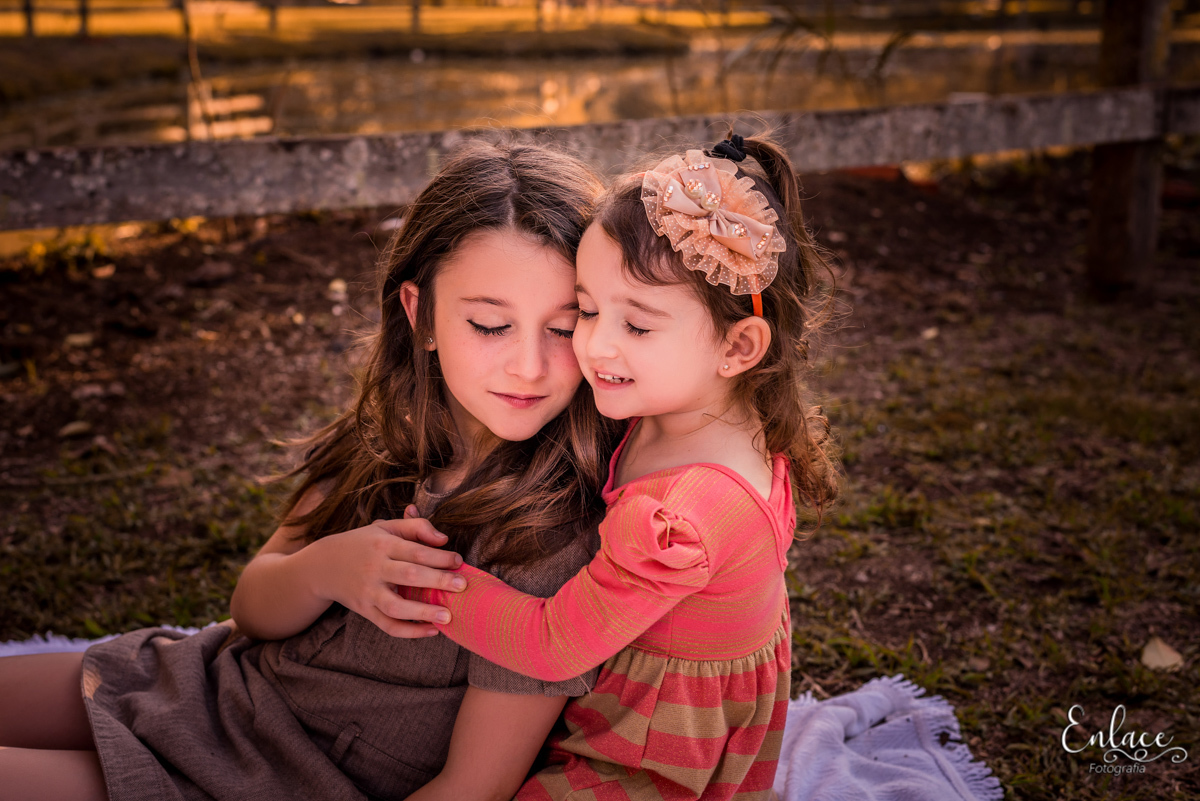 ensaio-de-família-leticia-2-meninas-criança-lindos-parque-municipal-perola-do-vale-arroio-do-meio-lajeado-rs-fotografia-enlace-vinicius-scherer-fotografialajeado