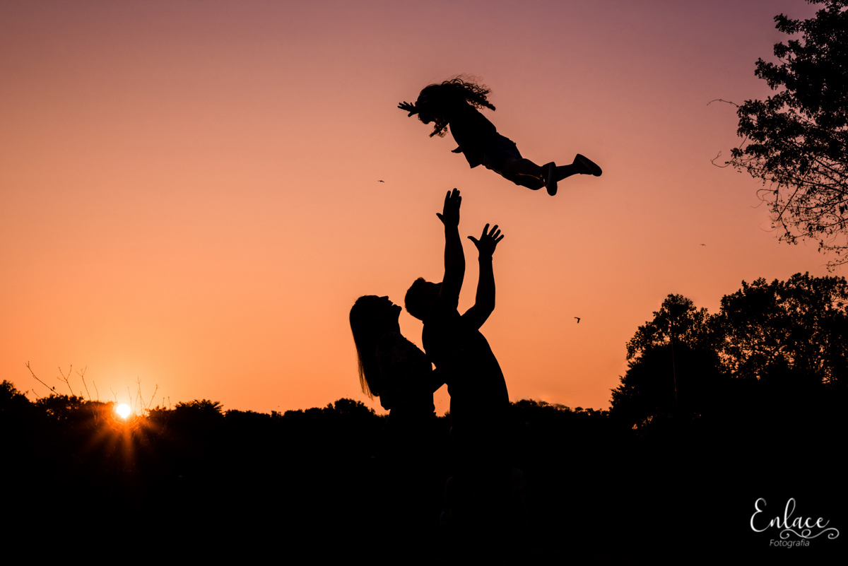 ensaio-de-família-julia-menina-criança-lindos-parque-professor-theobaldo-dick-lajeado-rs-fotografia-enlace-vinicius-scherer-fotografialajeado