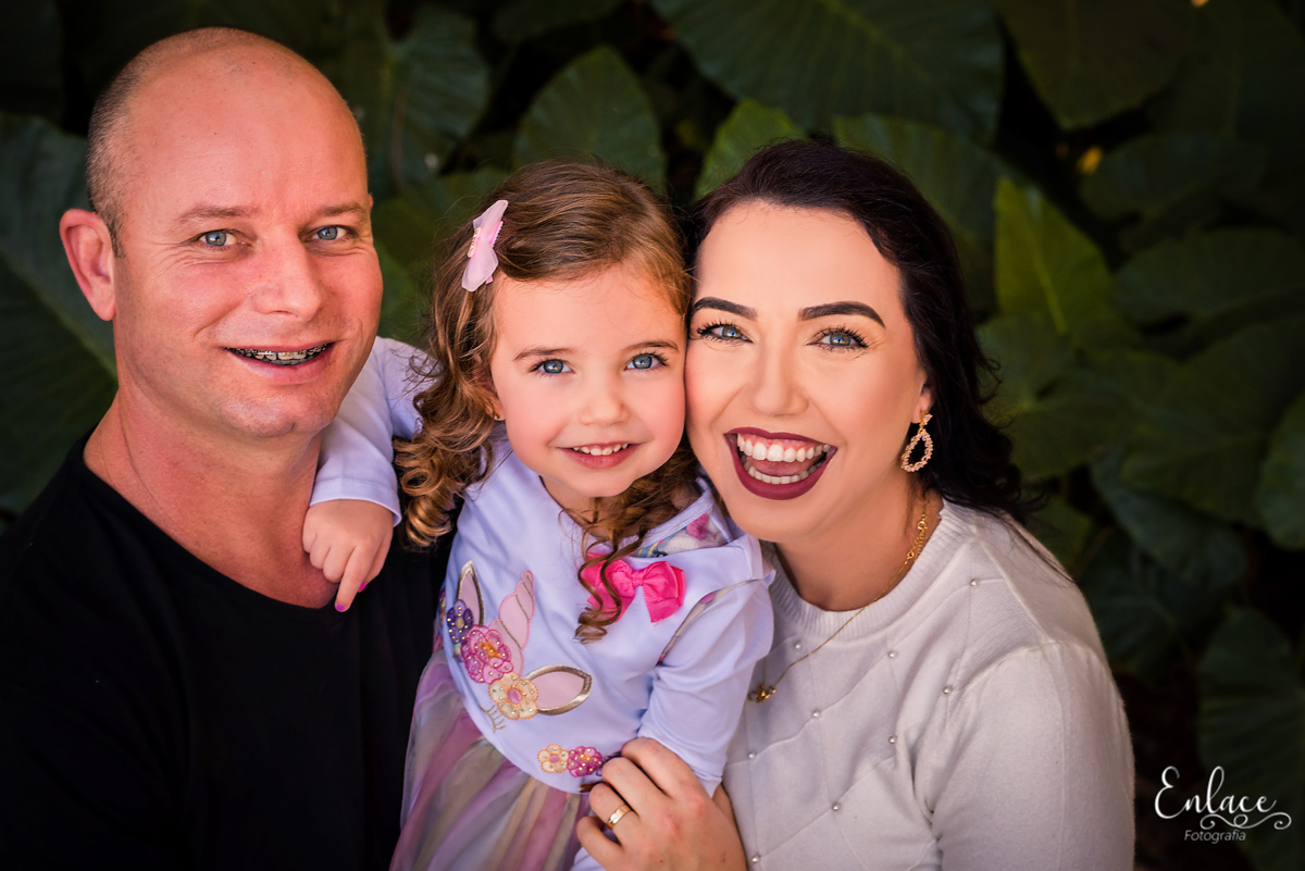 ensaio-de-família-infantil-manuela-3-anos-menina-criança-linda-centro-de-lazer-arroio-grande-arroio-do-meio-lajeado-rs-fotografia-enlace-vinicius-scherer-fotografialajeado
