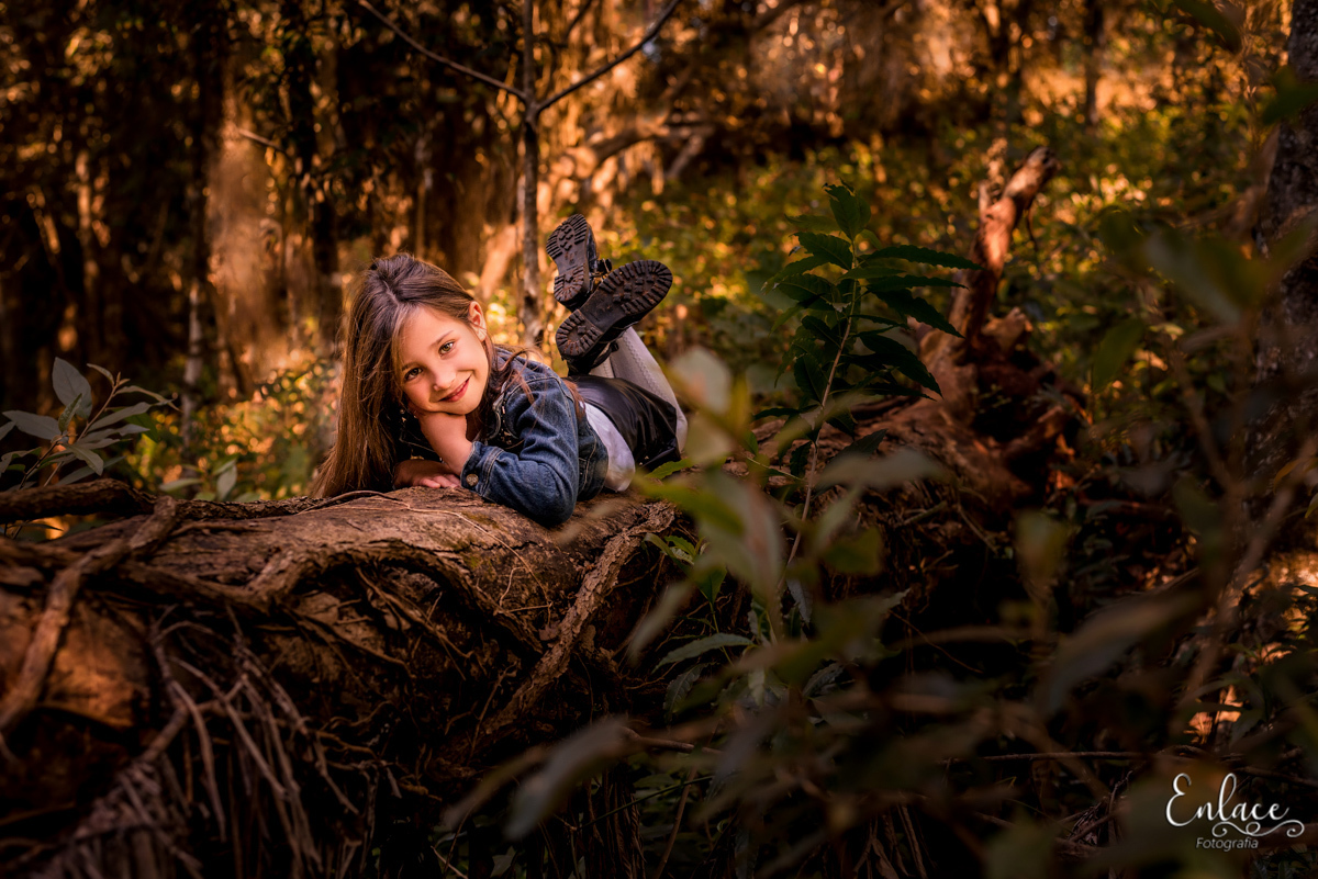 ensaio-de-família-infantil-rafaella-yasmin-6-anos-2-meninas-crianças-lindas-parque-do-engenho-lajeado-rs-fotografia-enlace-vinicius-scherer-fotografialajeado