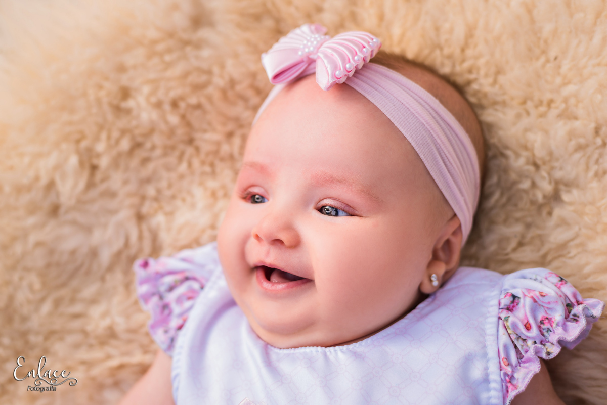 ensaio-de-família-infantil-lorena-2-meses-menina-criança-linda-lajeado-rs-fotografia-enlace-vinicius-scherer-fotografialajeado