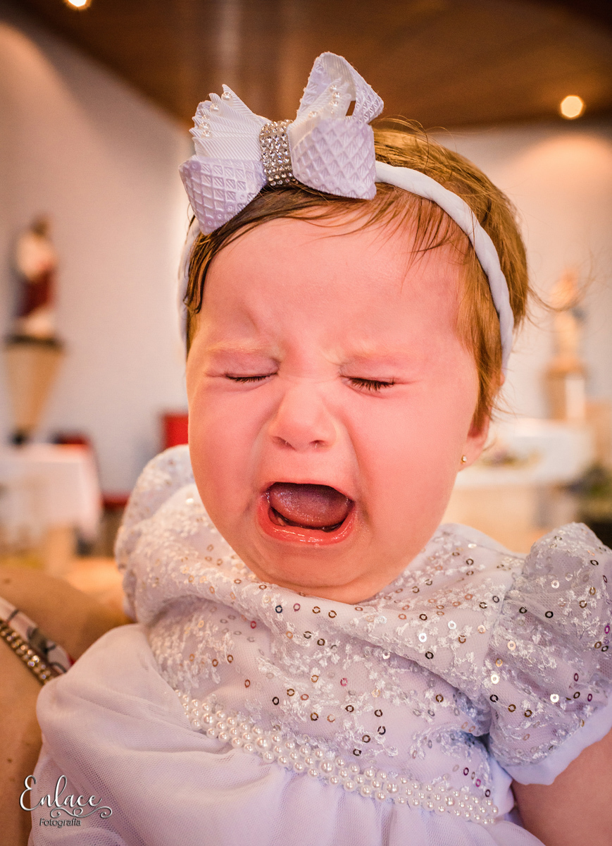 batizado-lajeado-rio-grande-do-sul-menina-batismo-família-pandemia-2020-distanciamento-social-brasil-rs-fotografo-enlace-vinicius-scherer 
