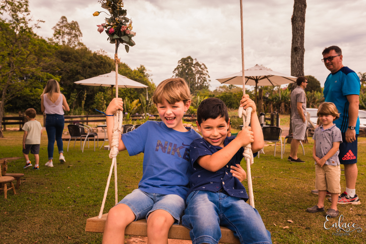 Aniversário infantil Menino  Família Tema minions momentos Antigo Armazem Bistro Colinas Lajeado RS Momentos