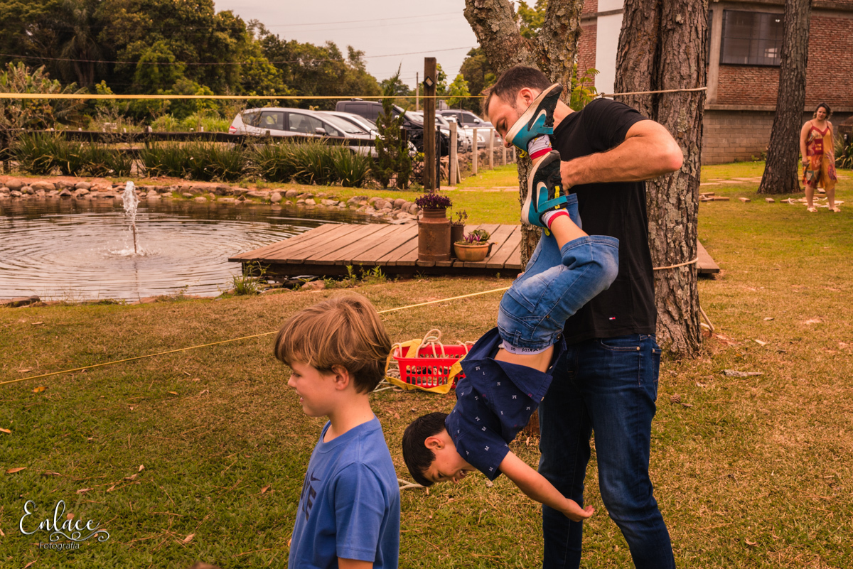 Aniversário infantil Menino  Família Tema minions momentos Antigo Armazem Bistro Colinas Lajeado RS Momentos