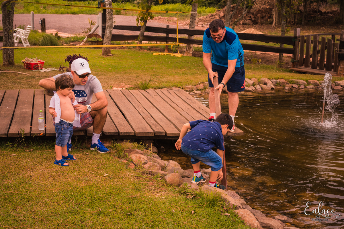 Aniversário infantil Menino Tema minions momentos Antigo Armazem Bistro Colinas Lajeado RS