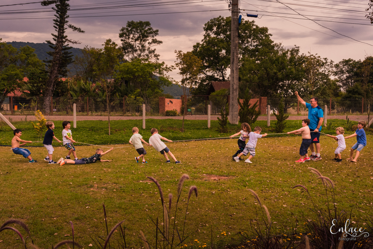 Aniversário infantil Menino  Família Tema minions momentos Antigo Armazem Bistro Colinas Lajeado RS Momentos brincadeiras sitio