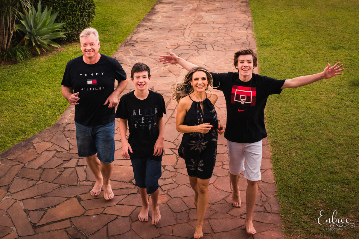 ensaio de família grande, casa da avó, lajeado RS, enlace fotografia, Vinicius Scherer