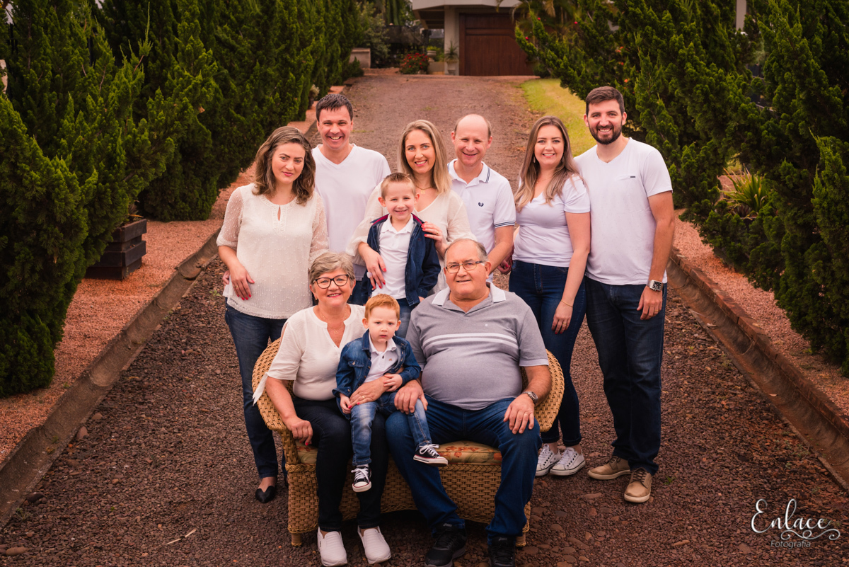 ensaio de família, 2 meninos, sítio, casa dos avós, em lajeado
