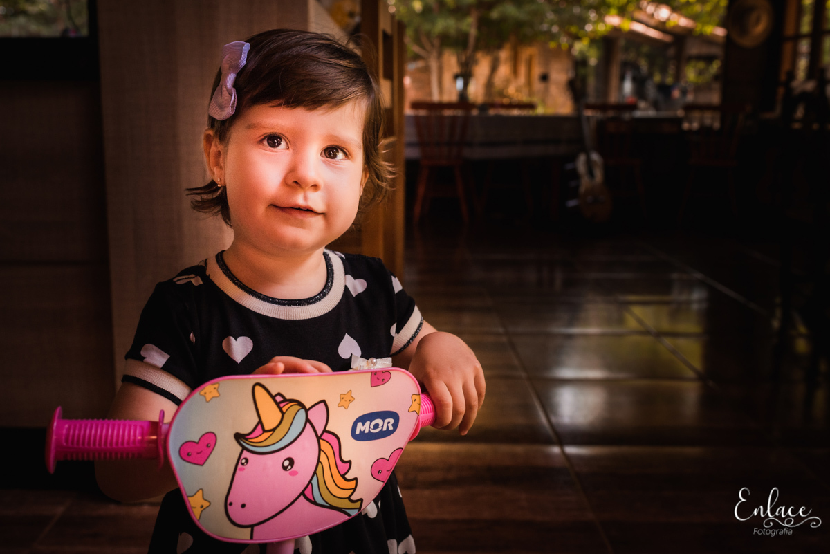 aniversário menina, 2 aninhos, decoração tema Minnie mouse, sitio, feito em casa, família, pandemia 