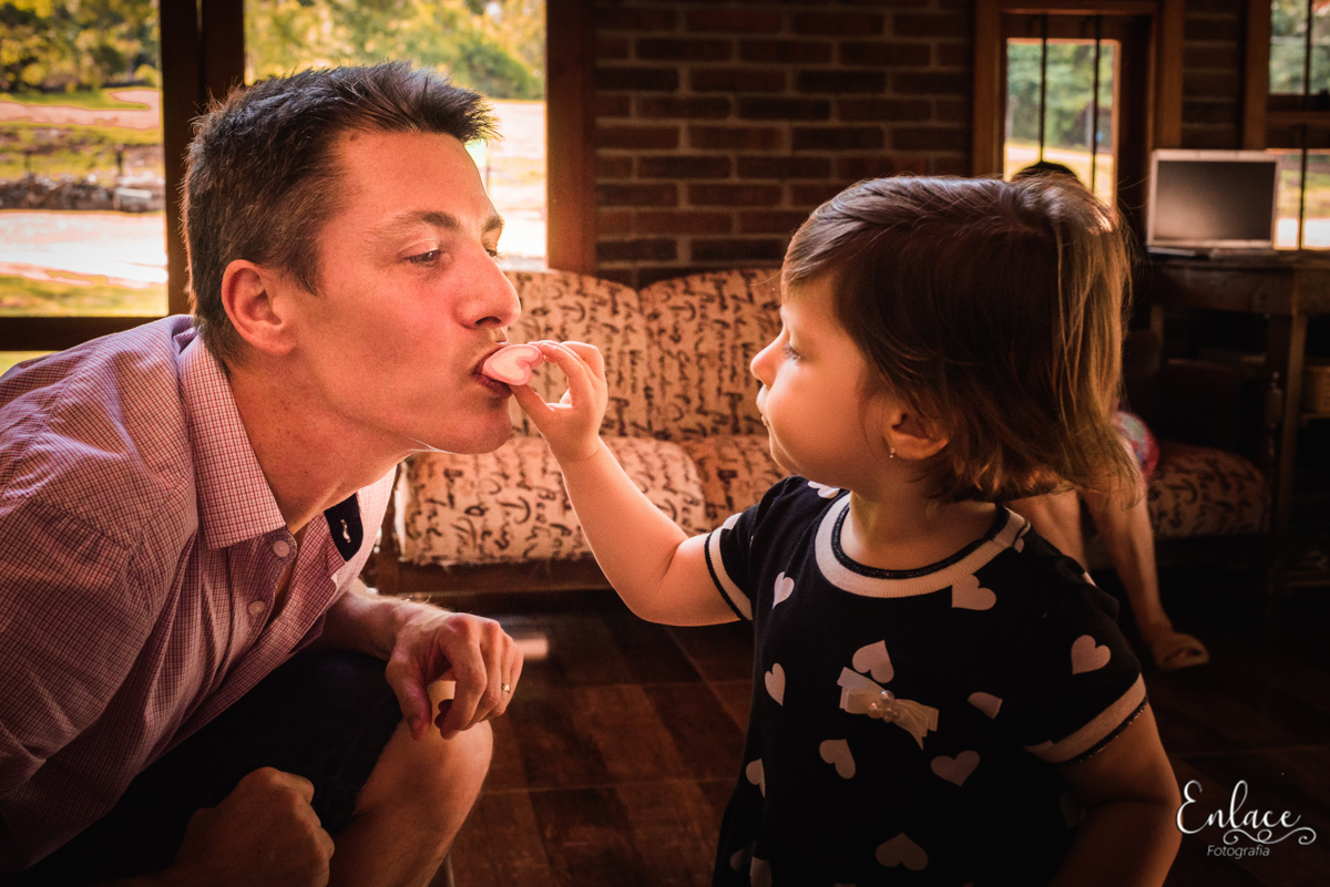 aniversário menina, 2 aninhos, decoração tema Minnie mouse, sitio, feito em casa, família, pandemia 