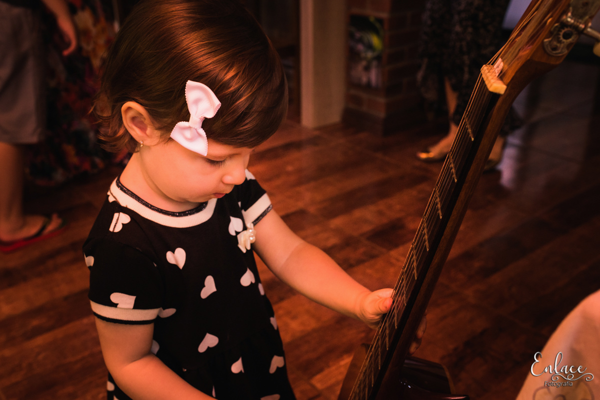 aniversário menina, 2 aninhos, decoração tema Minnie mouse, sitio, feito em casa, família, pandemia 