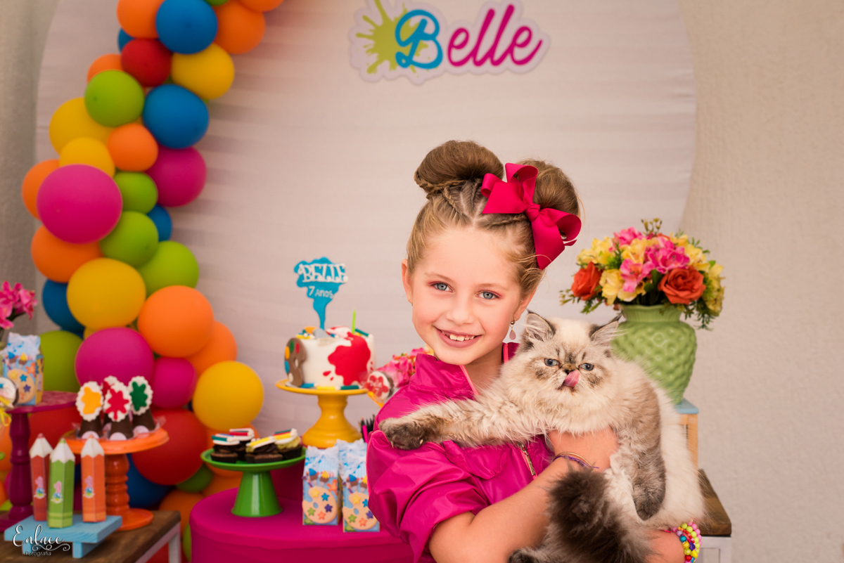 aniversário-infantil-drive-thru-pandemia-intimista-isolamento-social-menina-colorido-decoração-7-anos-lajeado-fotógrafo-família-vinicius-scherer-enlace-fotografia