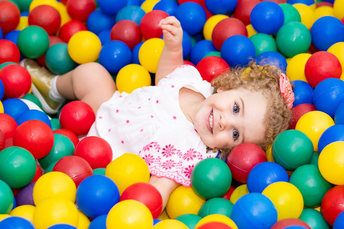 Momento diversão aniversário da Anna 4 anos na Estação faz de Conta Taquara