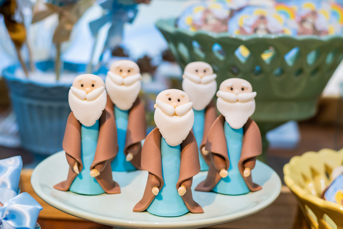 doces personalizados exclusivos com a identidade visual do aniversário do Gabriel da Arca de Noé na Space Treehouse 2
