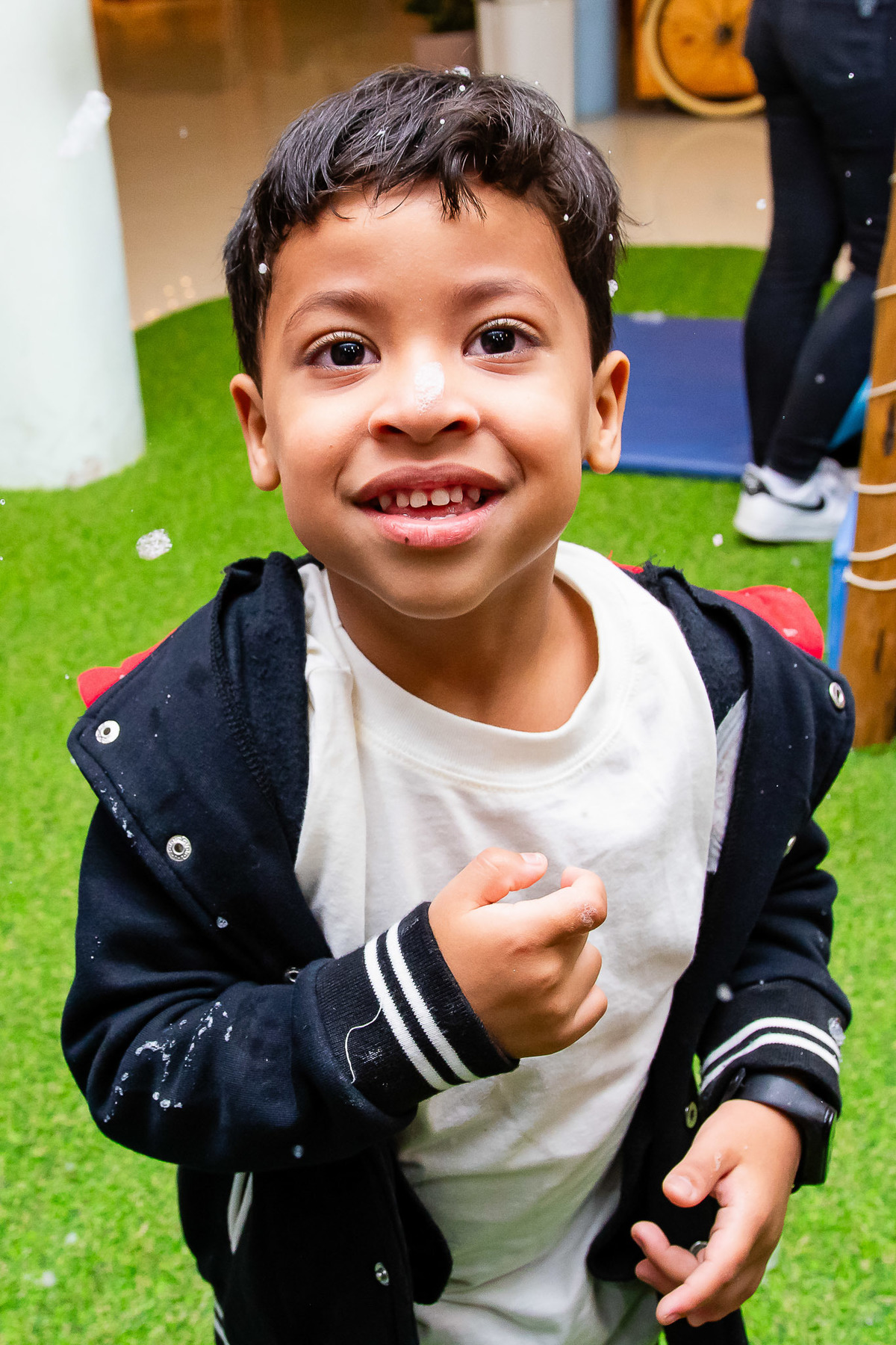 Registros espontâneos das crianças aproveitando a liberdade e diversão do Espaço  Pimenteira 9