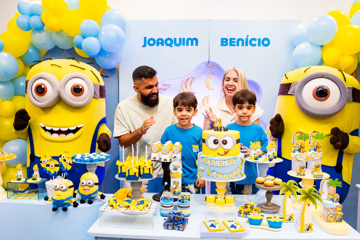 O moimento especial do parabéns, celebrando mais um ano de vida com muita alegria no Rio de Janeiro 1