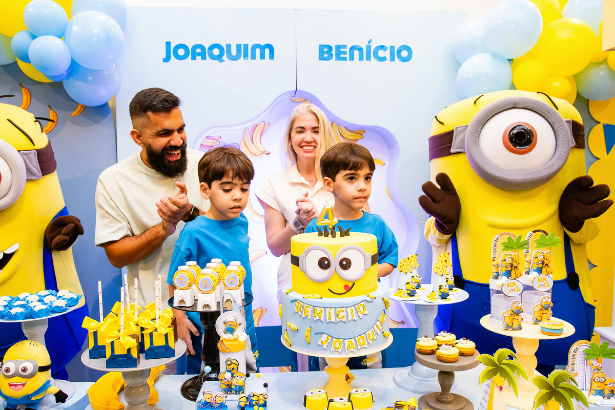 O moimento especial do parabéns, celebrando mais um ano de vida com muita alegria no Rio de Janeiro 2