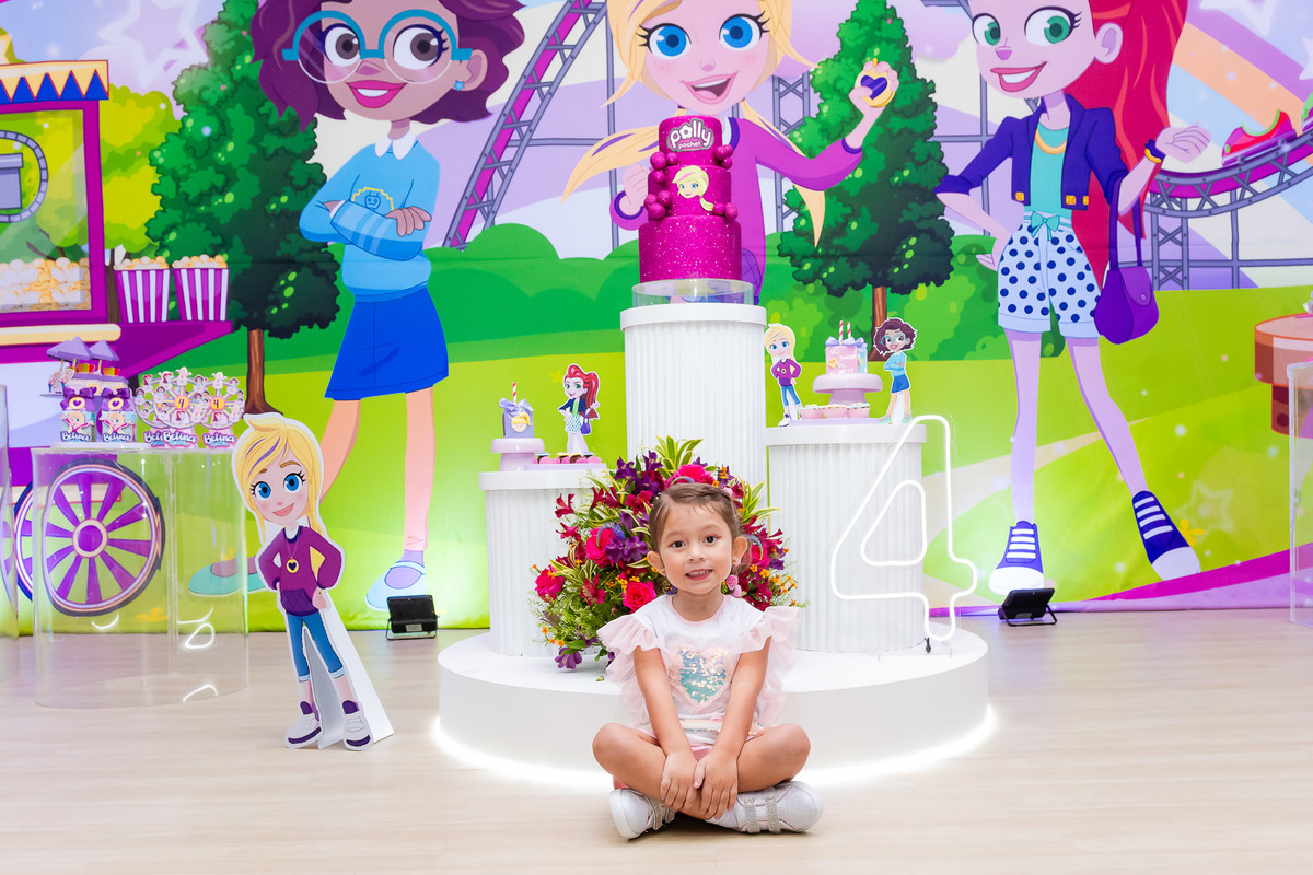 Betina celebrando 4 anos na ImaginaMundi no Recreio 2