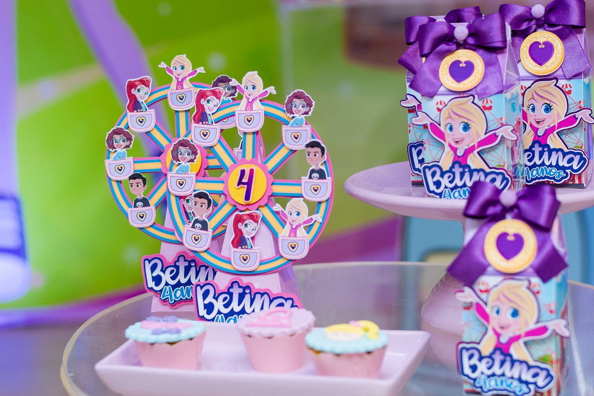 Decoração temática Polly Pocket: detalhes e personalizados na casa de festa ImaginaMundi4
