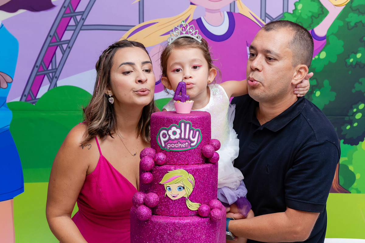 Hora do parabéns: Andreza e família celebrando os 4 anos da Betina 3