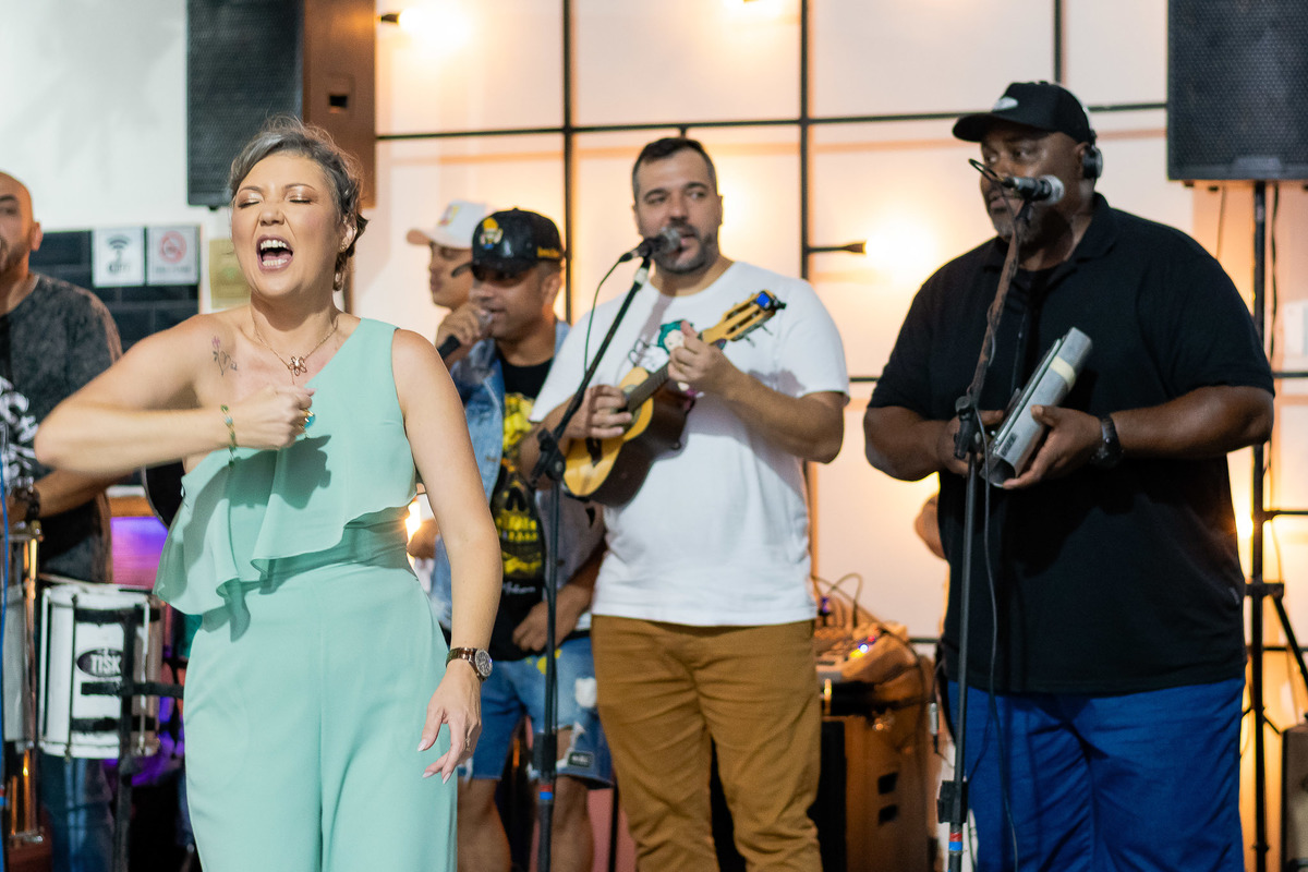 Fotos da Andrea curtindo  sua festa de 50 anos