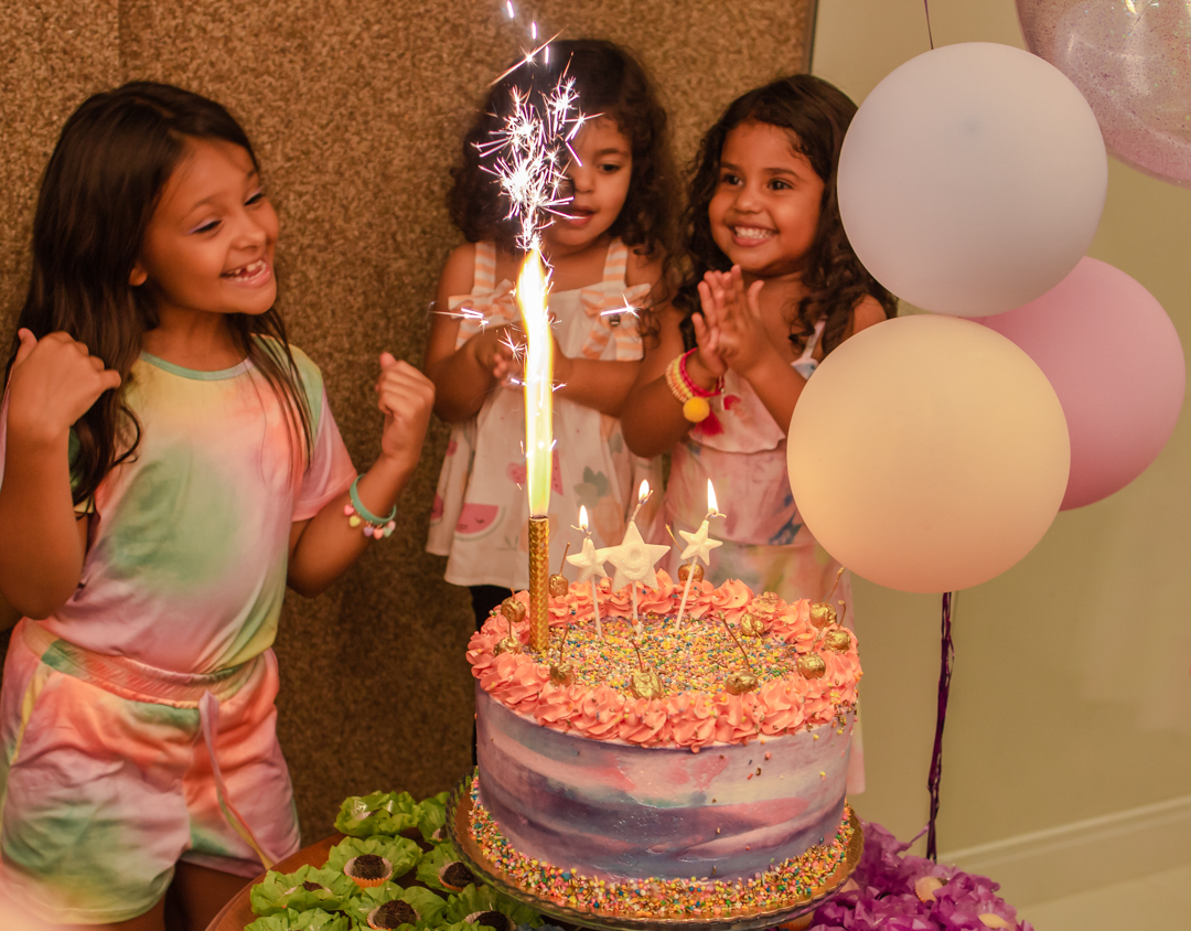 Infantil - 9 anos -  Parabéns - Esther