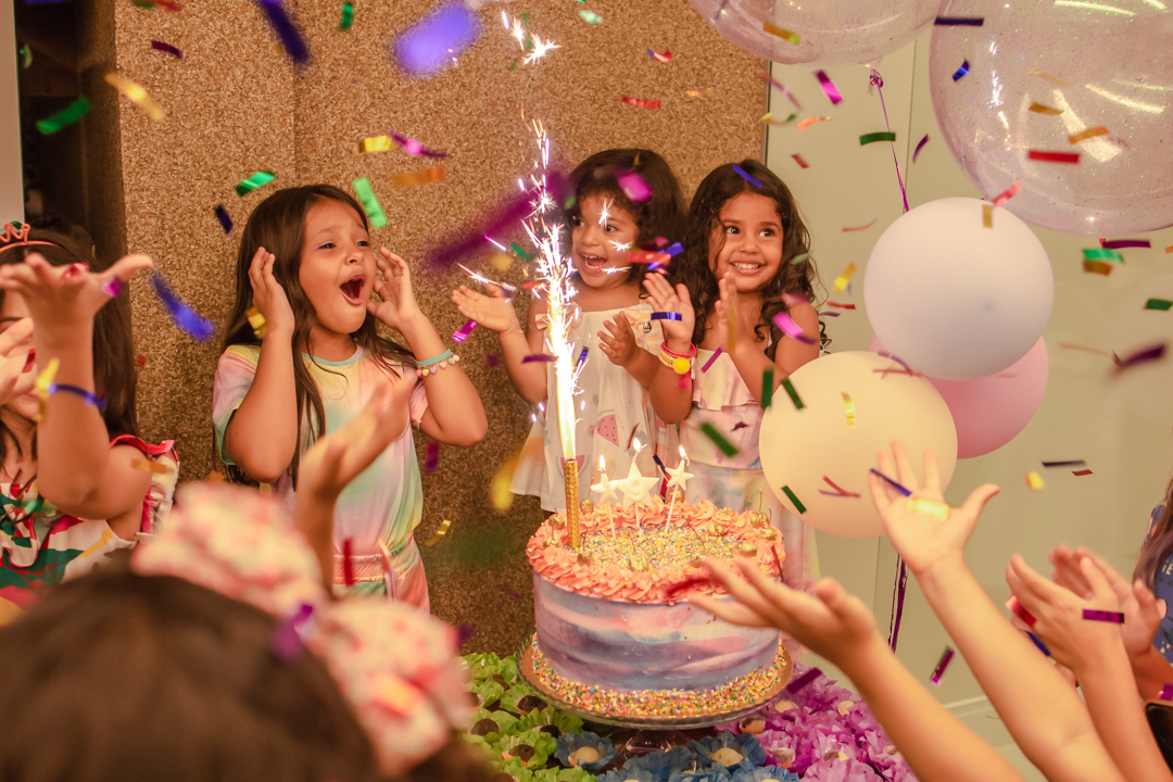 Infantil - 9 anos -  Parabéns - Esther